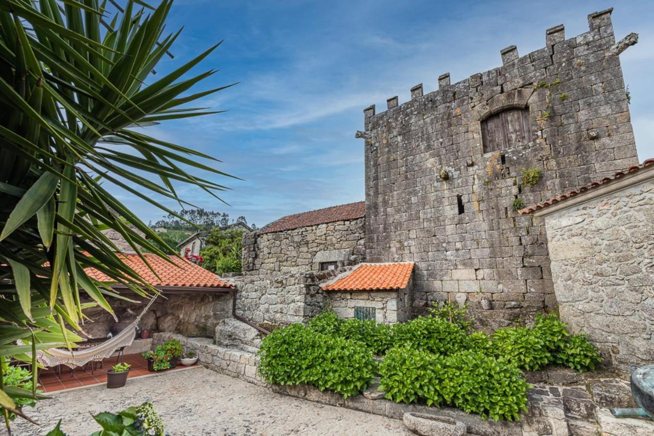Casa Da Torre - Paraiso No Norte De Portugal 卡贝塞拉什德巴什图 外观 照片